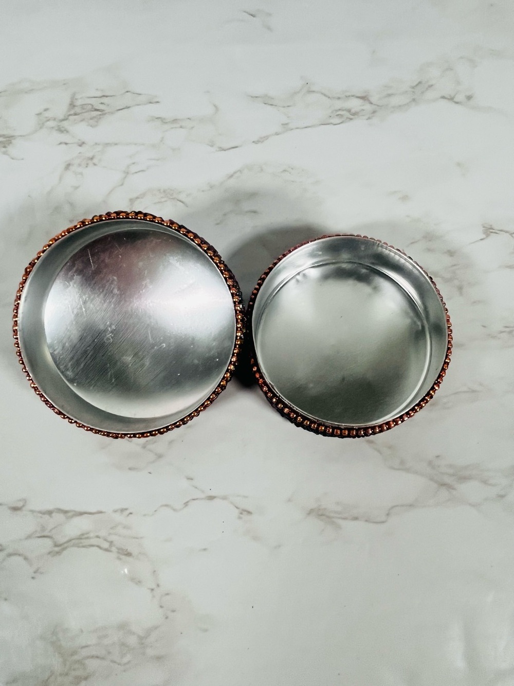 2 Jeweled Tin Trinket Boxes - Picture 6 of 11